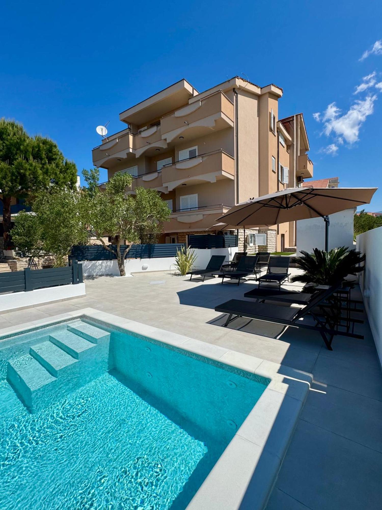 Apartments Toma Novaglia Esterno foto